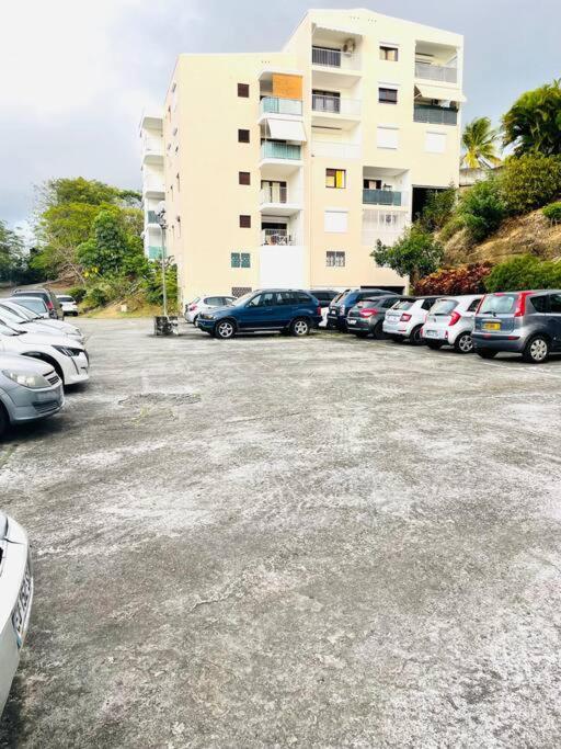 T2 Avec Parking - Entierement Climatise - Chez Elo Daire Schoelcher Dış mekan fotoğraf